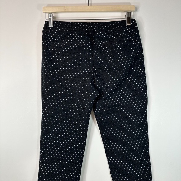 Old Navy Pixie Pant Mid Rise Black - Picture 3 of 4